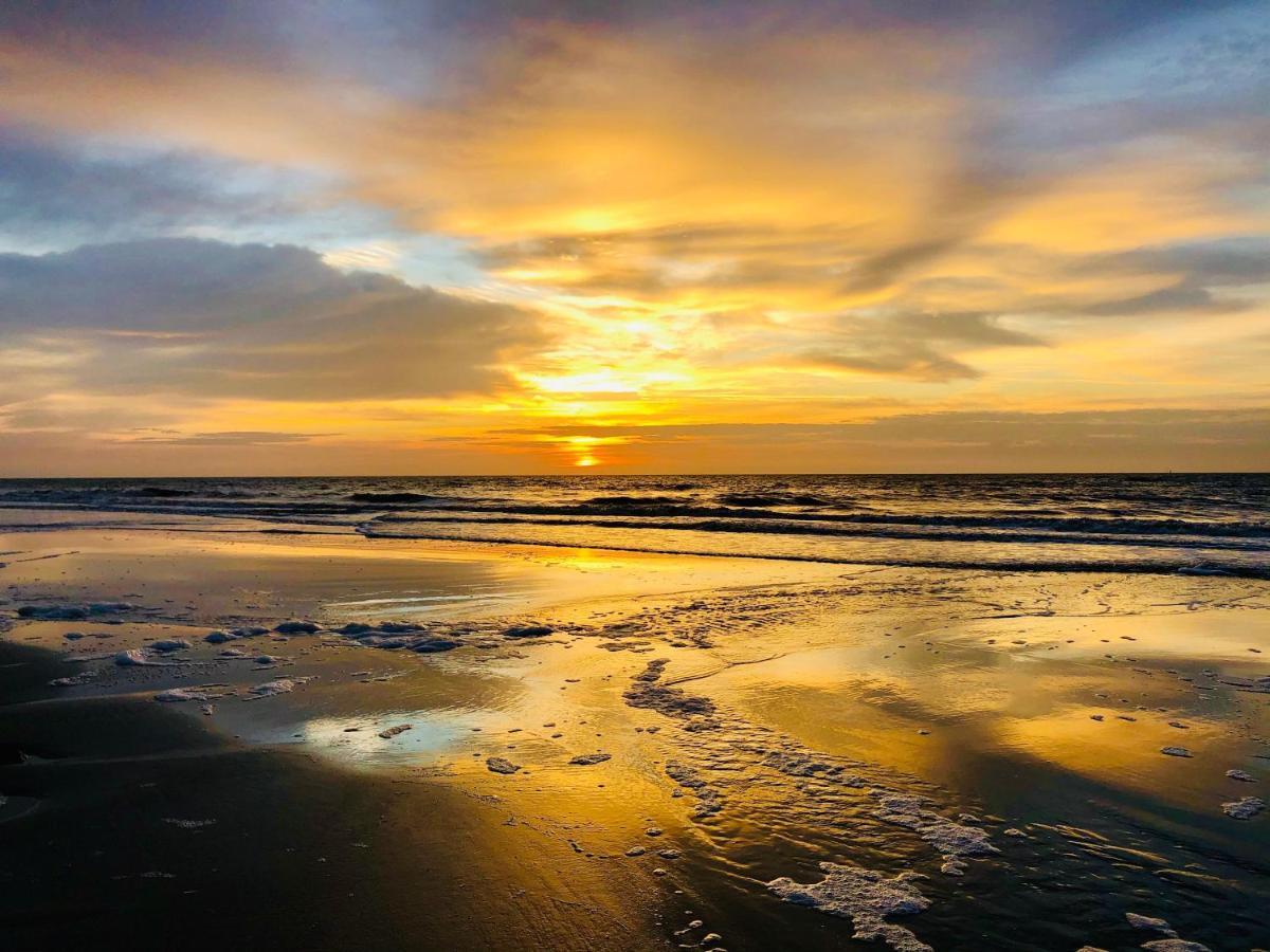 Salty Breeze At Demere Landing Unit 168 - Salt Air Dr Villa St. Simons Island Bagian luar foto